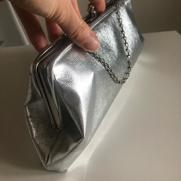 Set of 2 Clutch Purses - Picture 7 of 10